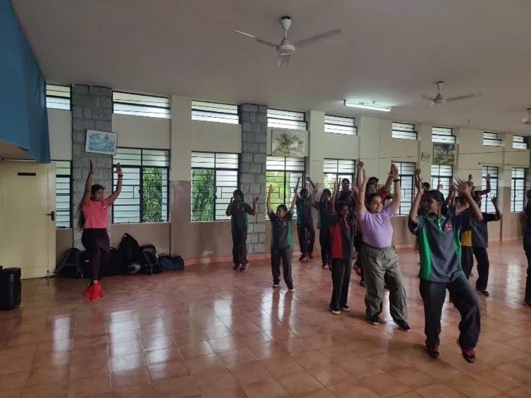 People dancing inside a hall 