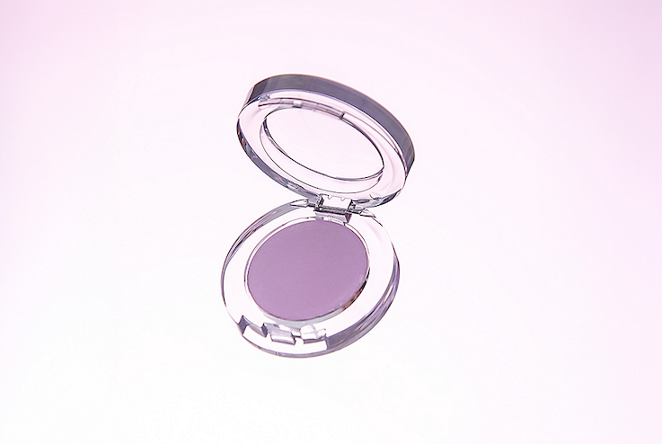 Foundation make up compact.