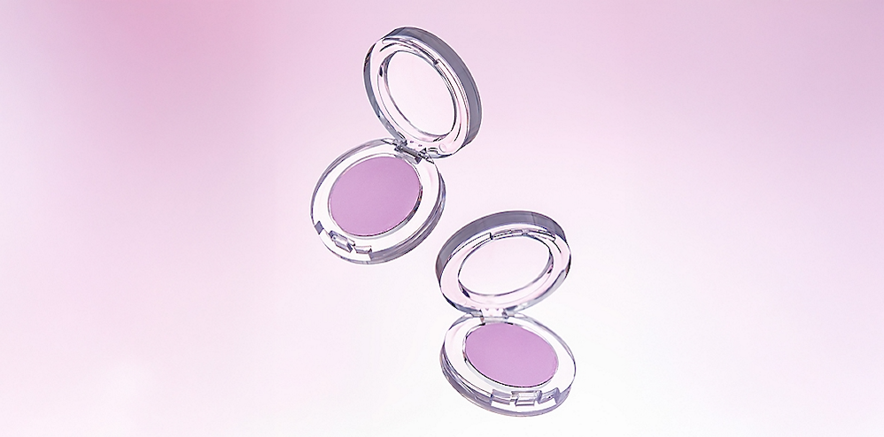 Toly Foundation makeup compact.