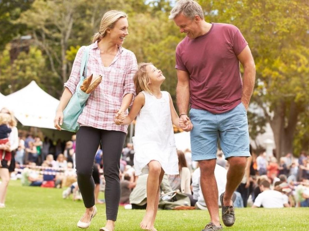 A family enjoying an outside event