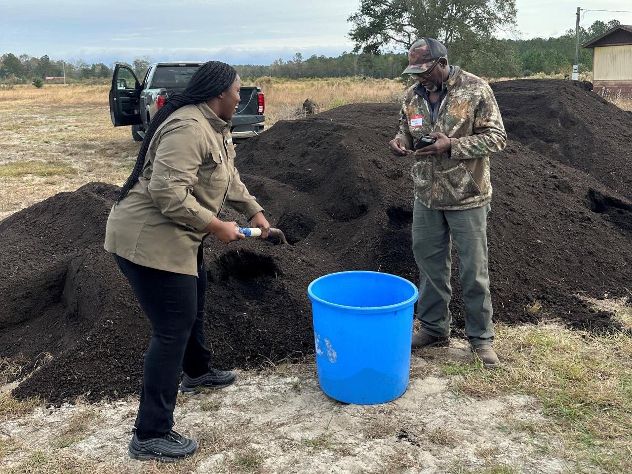 Composting Demonstration at Farmer Field Day