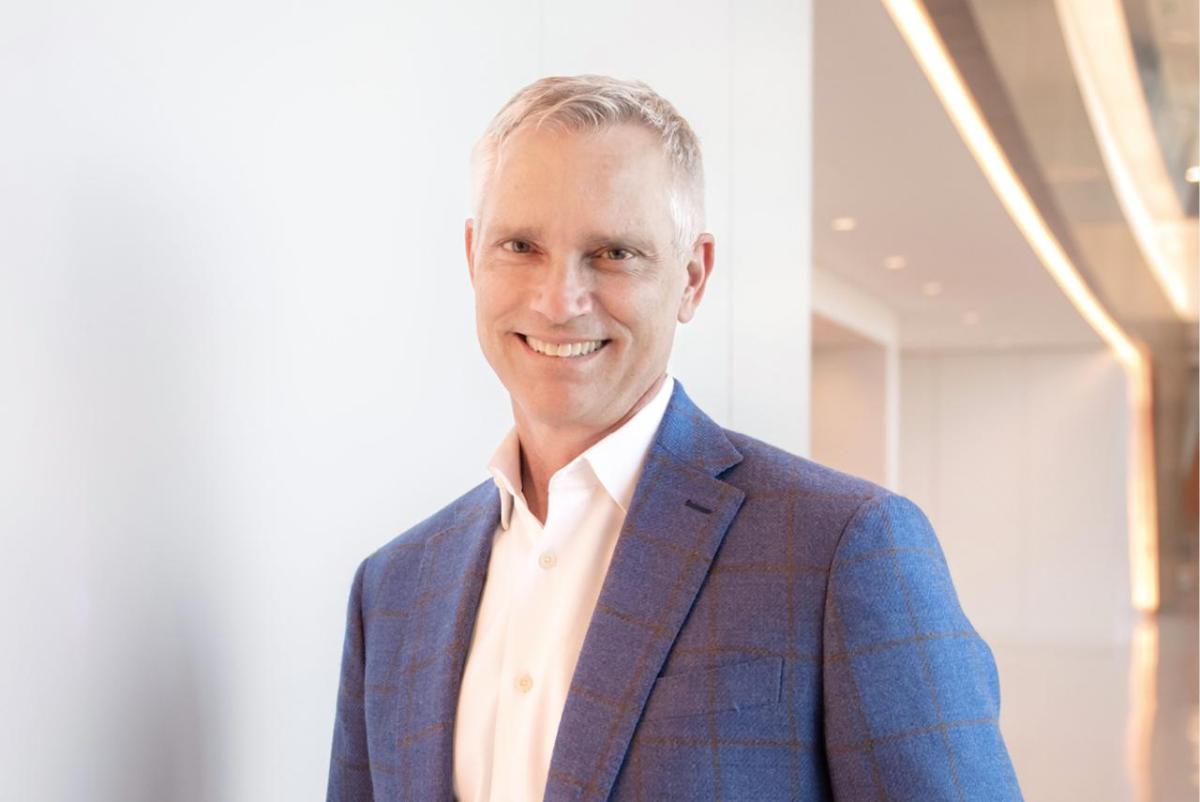 Head shot of Robert Isom, American Airlines' CEO