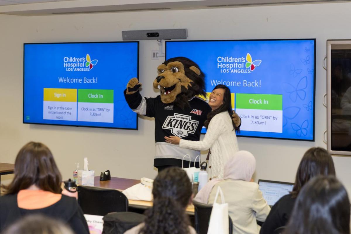 Nurses at Children’s Hospital Los Angeles were excited to see LA Kings mascot Bailey.