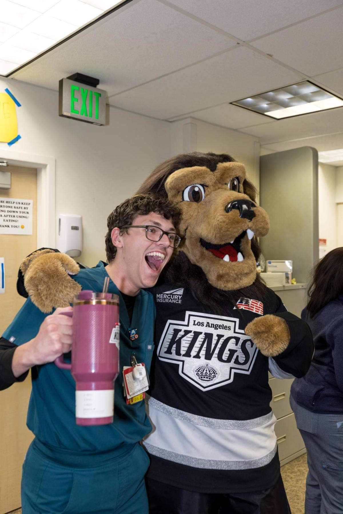 Nurses got LA Kings reusable water bottles to keep them hydrated.