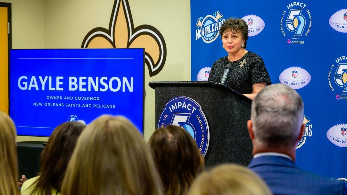 A person talking behind a podium