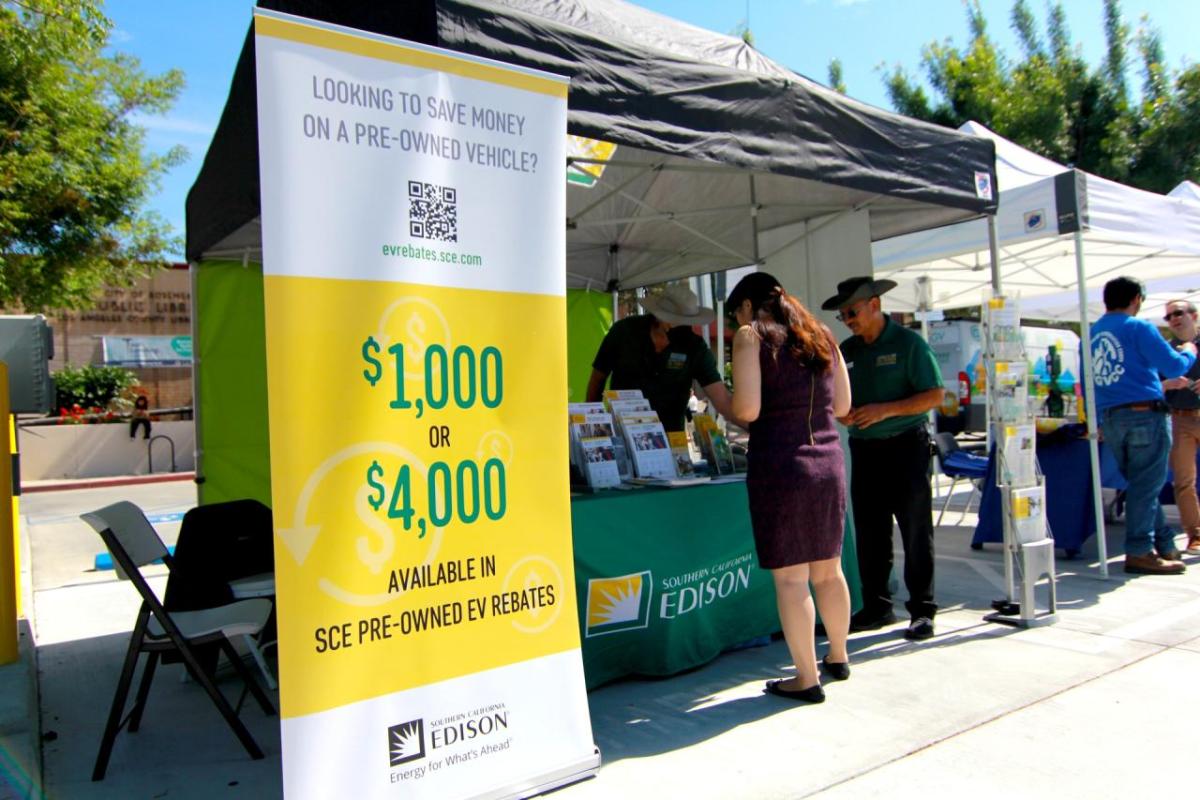 SCE booth at the community resource fair and unveiling of the Rosemead Library’s 26 new charging stations.