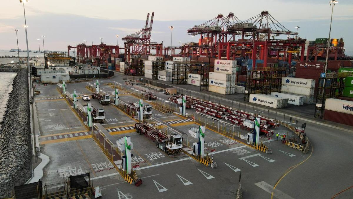 Electric trucks at Port of Callao 