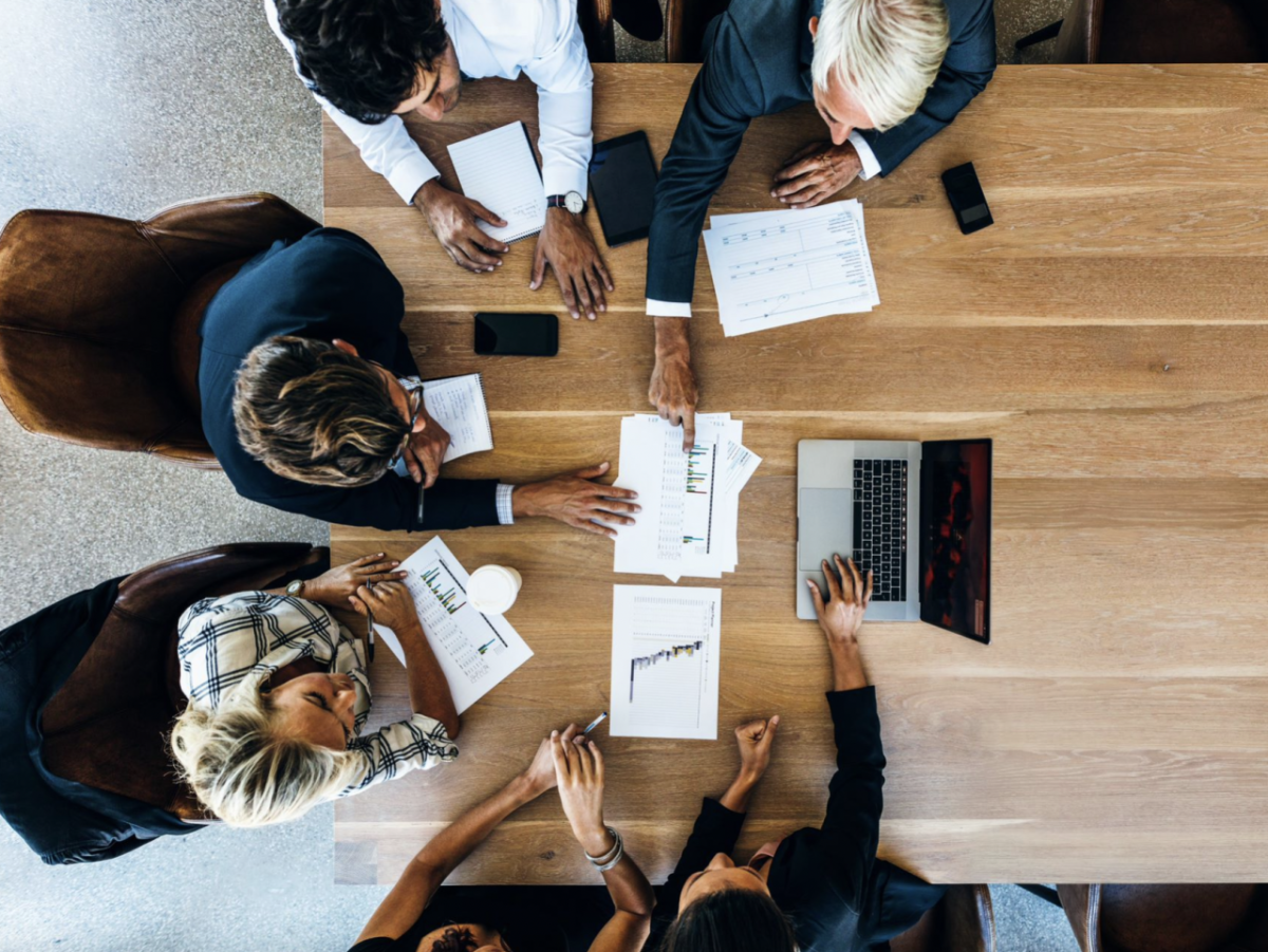 Meeting from a bird's eye view