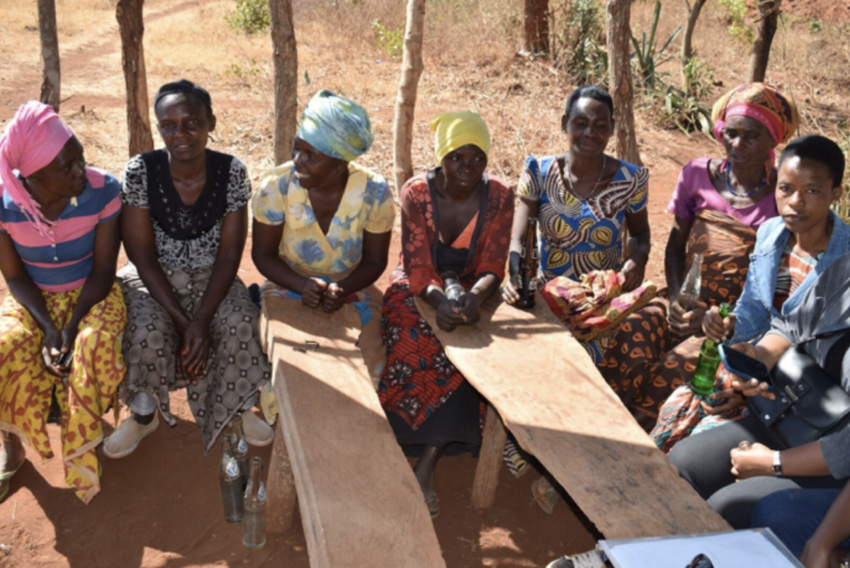 Image features Candice who is a participant in Makal-mentorshop program, working with a local NGO to help ASM in developing new programme to extract responsibly. Photo, courtesy: Makal. 