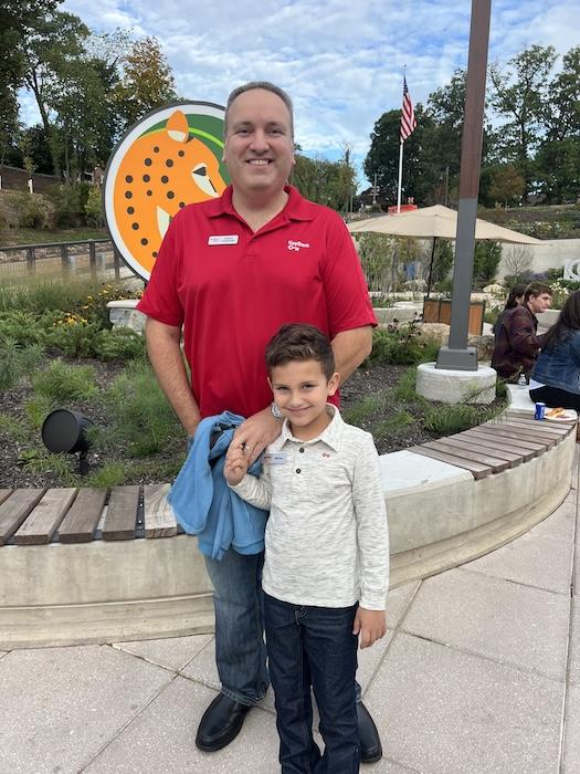 KeyBank employee and his son at the Zoo.