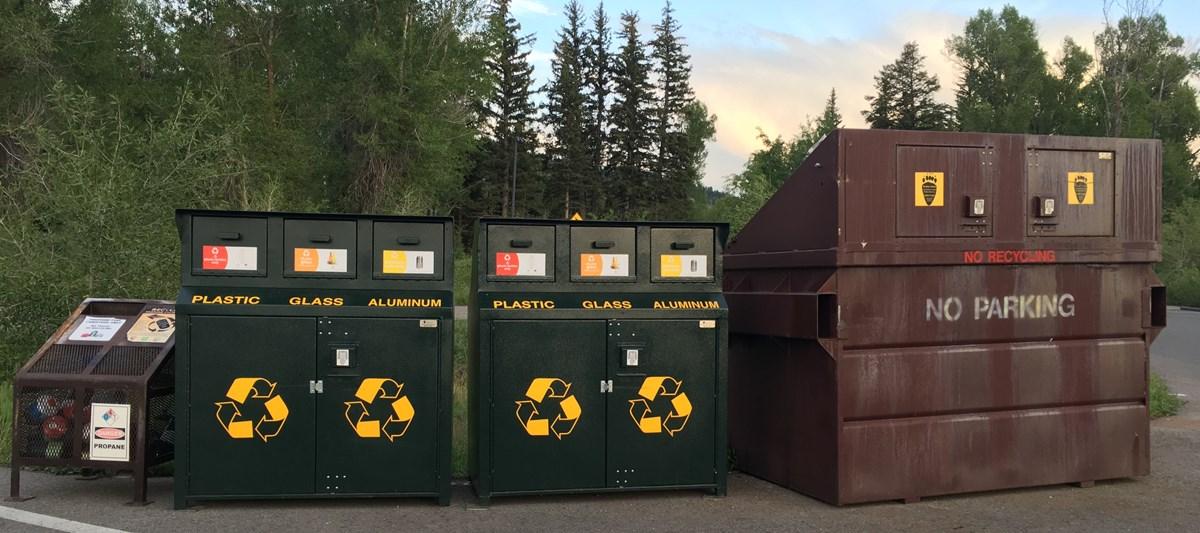 Recycling bins 